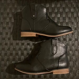 Cat & Jack Toddler Girl Booties - SZ 12